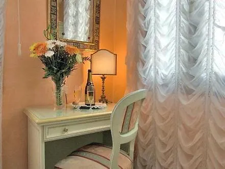 ***  Hotel Firenze Veneza Itália