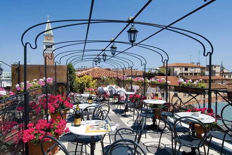 Hotel Firenze Veneza Itália