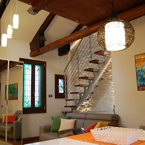 Appartement Loft Due Cuori Con Terrazza, Venise